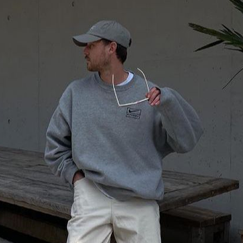 Minimalist Sweaters: Clean, Simple, and Surprisingly Stylish